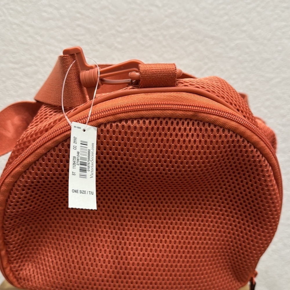 Victoria’s Secret VSX Duffle Tote Bag - Picture 7 of 9
